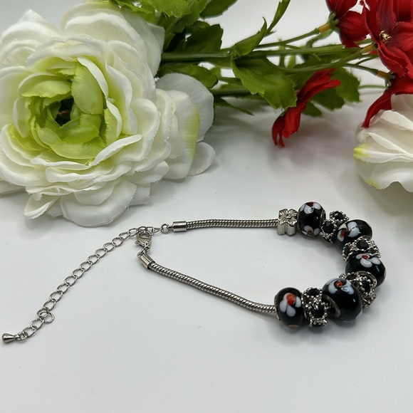 Ceramic Bead Floral Charm Bracelet On Silver Chain NEW! - Picture 3 of 4